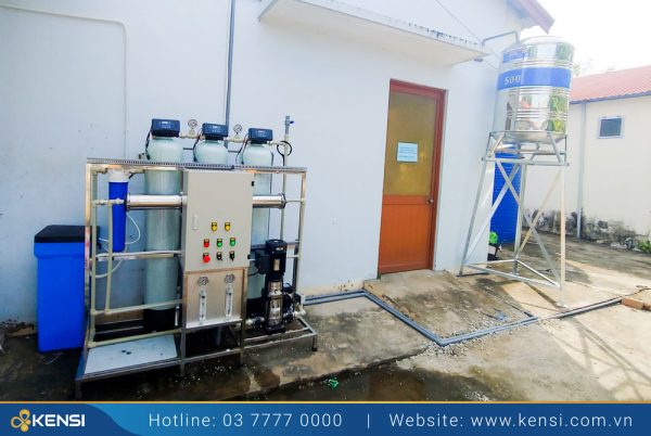 Lắp đặt hệ thống lọc nước RO cung cấp nguồn nước sạch, an toàn
